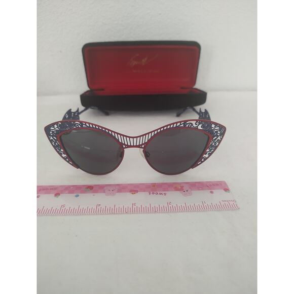 Vermeer, Vintage Style Ornate Cat Eye Sunglasses, Blue & Red Filigree Design, main image 5